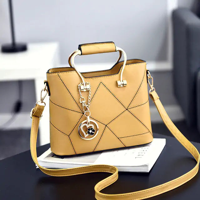 Elegant Urban Tote-Cleopatra Fashion