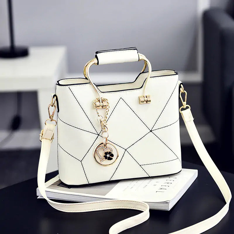 Elegant Urban Tote-Cleopatra Fashion