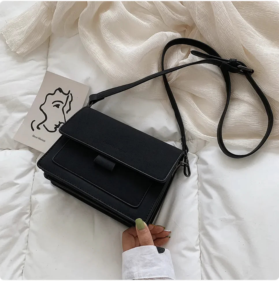 Chic Wide Strap Shoulder Bag-Cleopatra Fashion